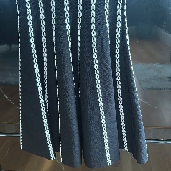 Bebe- size XS, fit tank top style top w/ flare mini bottom - Picture 6 of 9